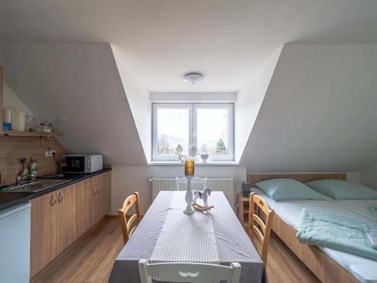 Pod Palicnikem Apartment